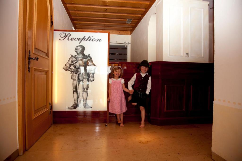 Hotel Burgwirt Deggendorf Buitenkant foto