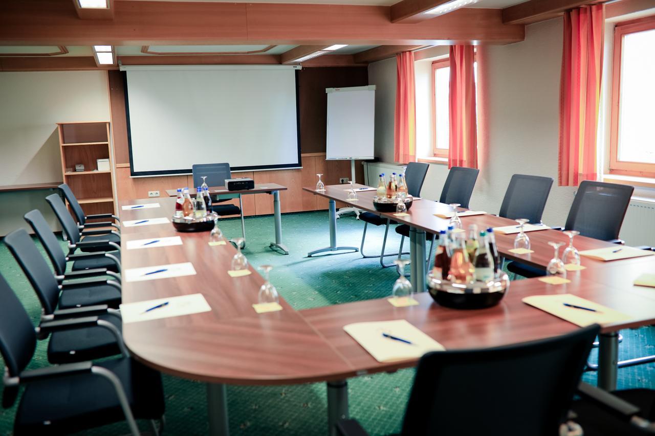 Hotel Burgwirt Deggendorf Buitenkant foto